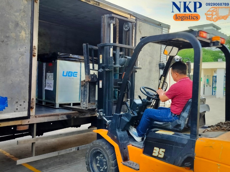 thuê xe tải chở hàng huyện vĩnh cửu